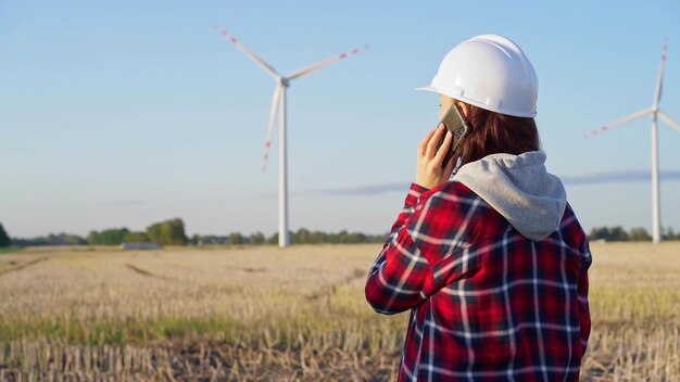 Czy wiatrak na prąd to droga inwestycja?