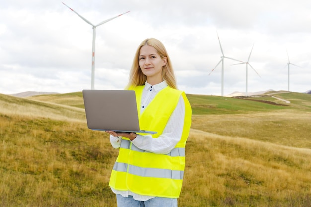 Ile kosztuje wybudowanie wiatraka? Zaskakująca prawda o inwestycji w energię wiatrową