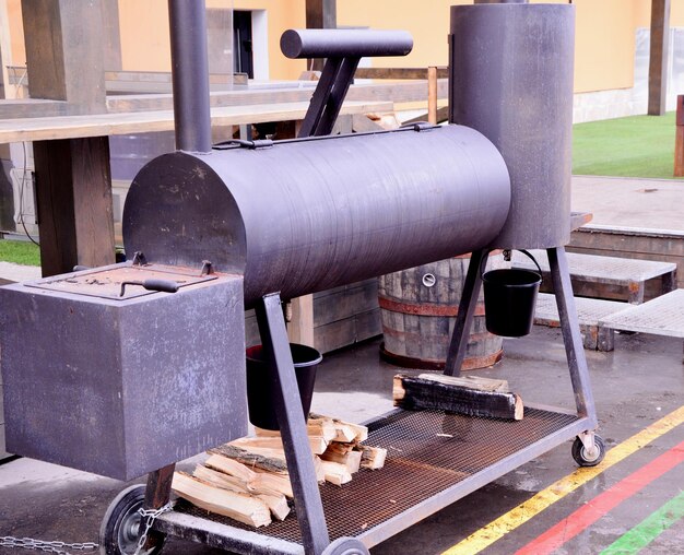 Czy kotły CO na zrębki z podajnikiem to dobre rozwiązanie dla Twojego domu?