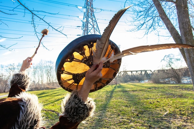 Domowy wiatrak wytwarzający prąd - czy warto go zrobić samemu?