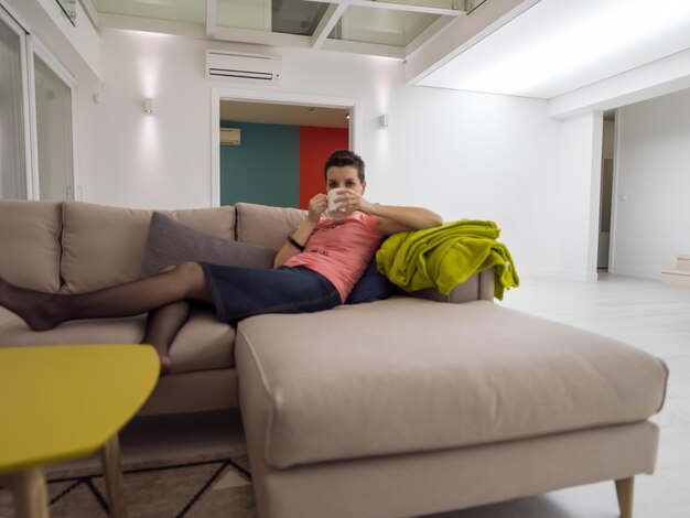 Jak często odgrzybiać klimatyzację w domu?